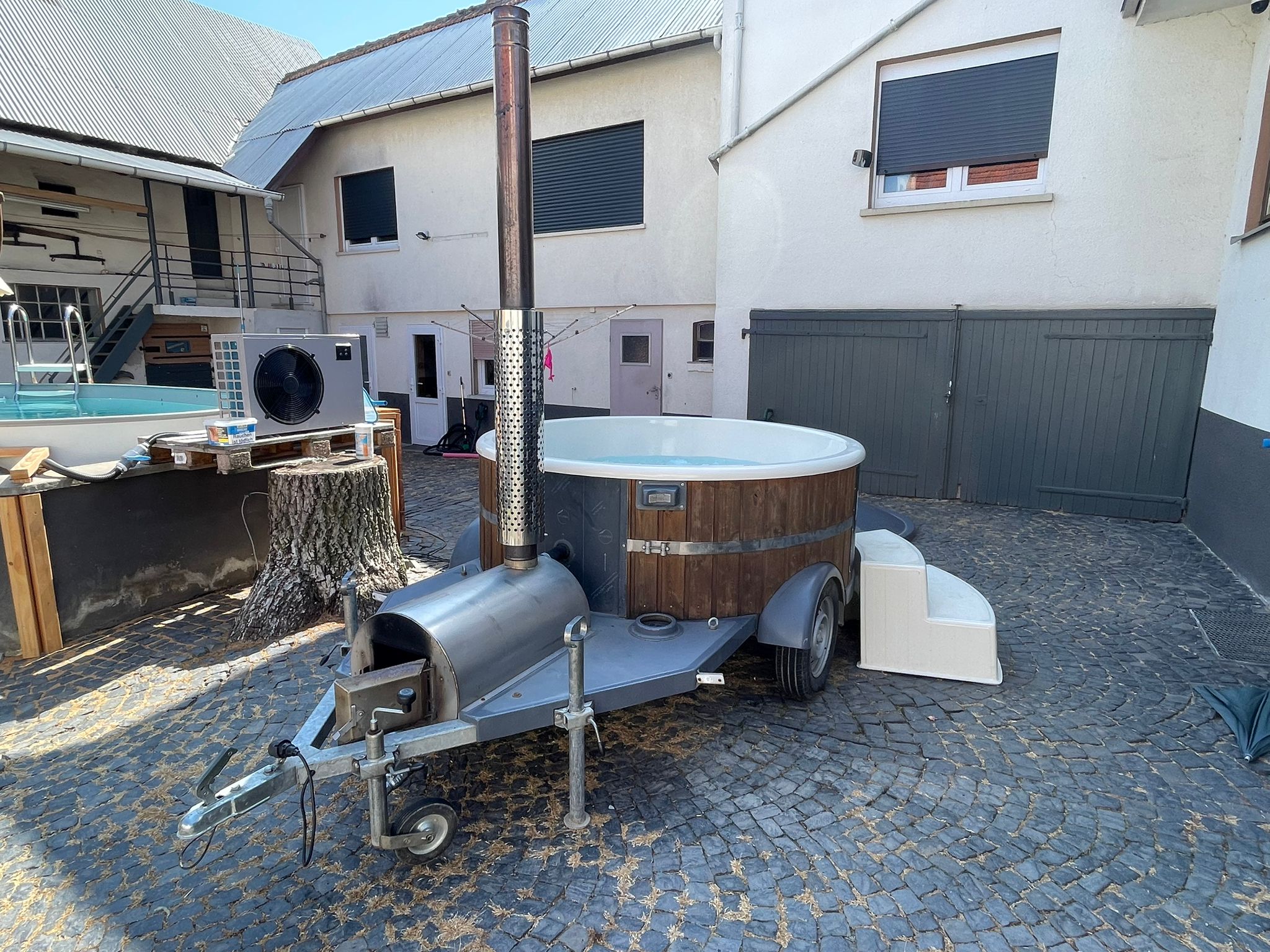 Hot Tub BBQ Schmidt